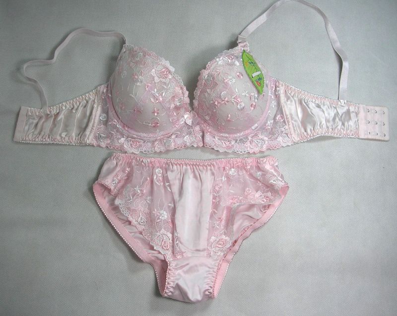 One C Cup Pink Pure Silk Lacy Underwire Thinly Padded Bra Set
